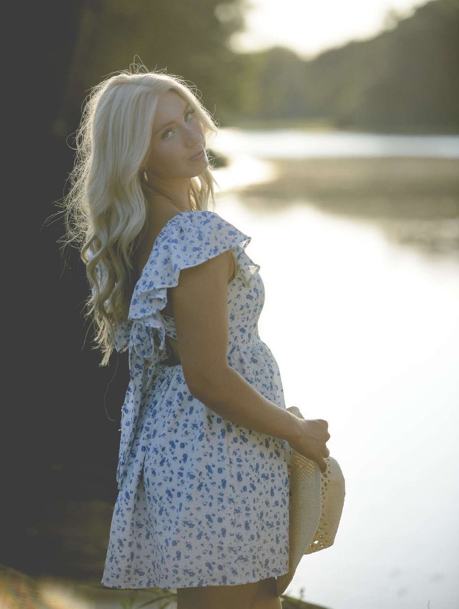 We want to celebrate Chloe Clark’s exciting journey ahead! This fall, Chloe will be attending the University of Iowa to study political science pre law. 

We are so proud of you, #️⃣5️⃣!!