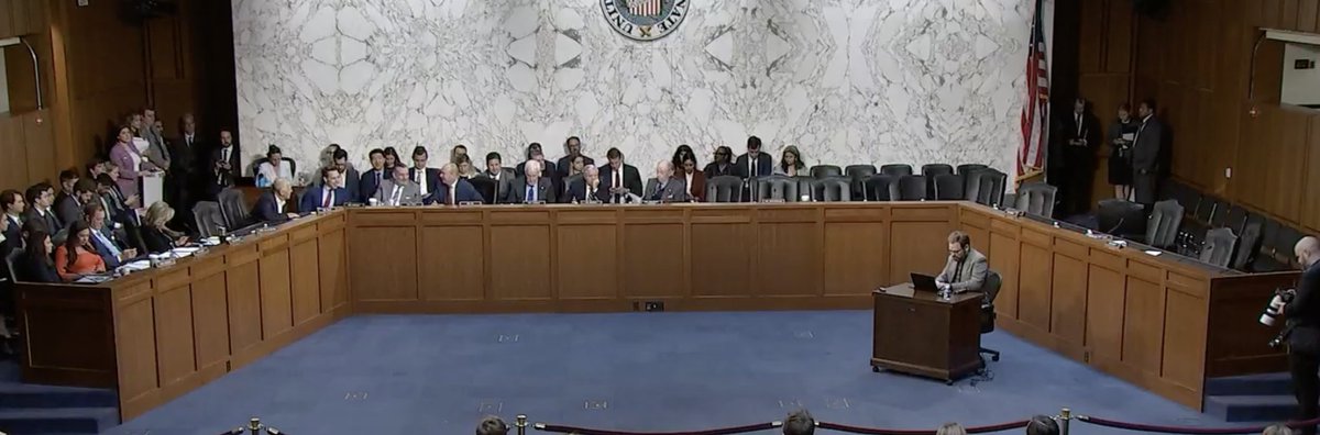 dnlbrns's tweet image. All Democratic senators have now walked out of the Judiciary Committee hearing to advance Emil Bove's judicial nomination