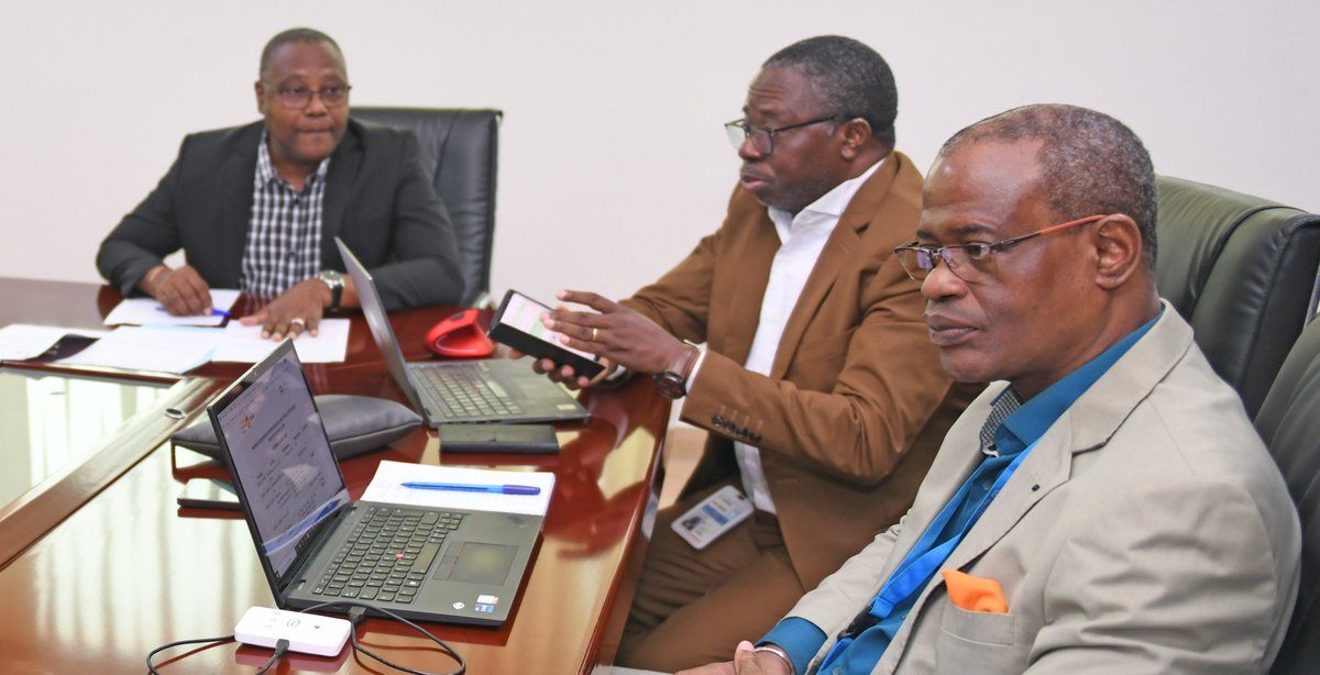 unfpa_benin's tweet image. Pendant 2 jours, @unfpa_benin et ses partenaires de mise en œuvre ont passé en revue les réalisations et les progrès du 2ème trimestre avec pour objectif : Renforcer la performance et la synergie d'action pour l'atteinte des résultats du #CPD10
#SuiviÉvaluation