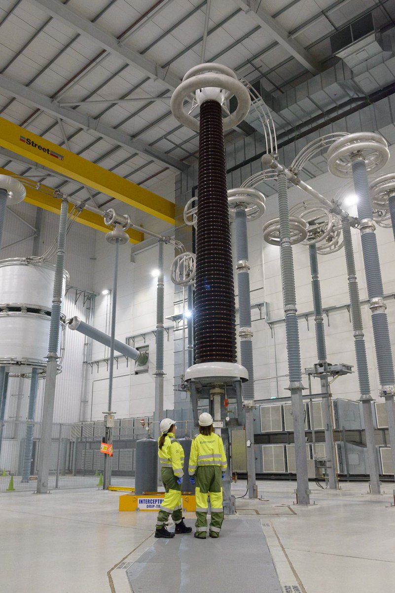 Iberdrola Renewables (@iberdrola_en) on Twitter photo 🚨 Big milestone for Eastern Green Link 4, our subsea electric superhighway in the UK.
<a href="/ScottishPower/">ScottishPower</a> and <a href="/nationalgrid/">National Grid</a> have named <a href="/Siemens/">Siemens</a> Energy as the preferred bidder to deliver converter stations for EGL4 - a 2GW subsea electricity link connecting Scotland and England. 🚨 Big milestone for Eastern Green Link 4, our subsea electric superhighway in the UK.
<a href="/ScottishPower/">ScottishPower</a> and <a href="/nationalgrid/">National Grid</a> have named <a href="/Siemens/">Siemens</a> Energy as the preferred bidder to deliver converter stations for EGL4 - a 2GW subsea electricity link connecting Scotland and England.