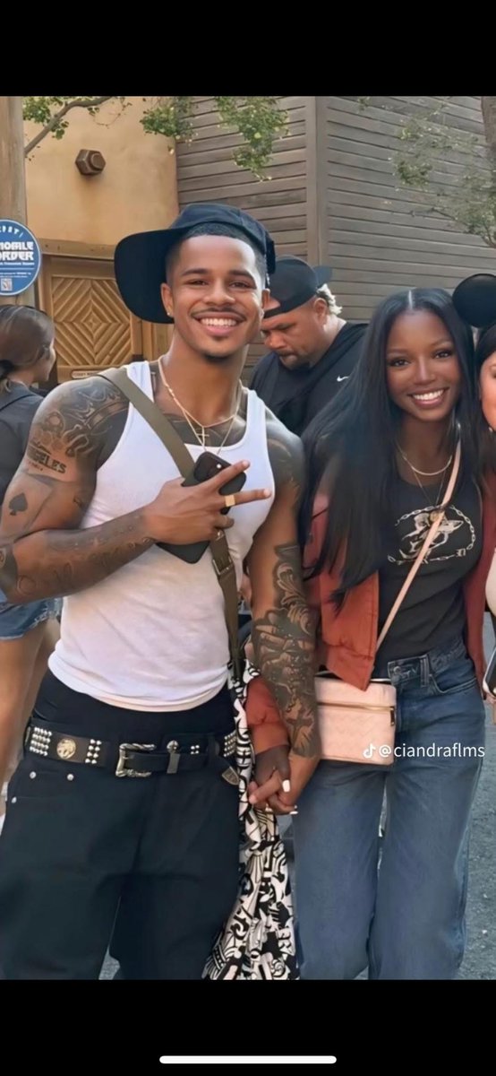 KeyUniquee33's tweet image. Anyway my clients 😍❤️ #MainCharacters