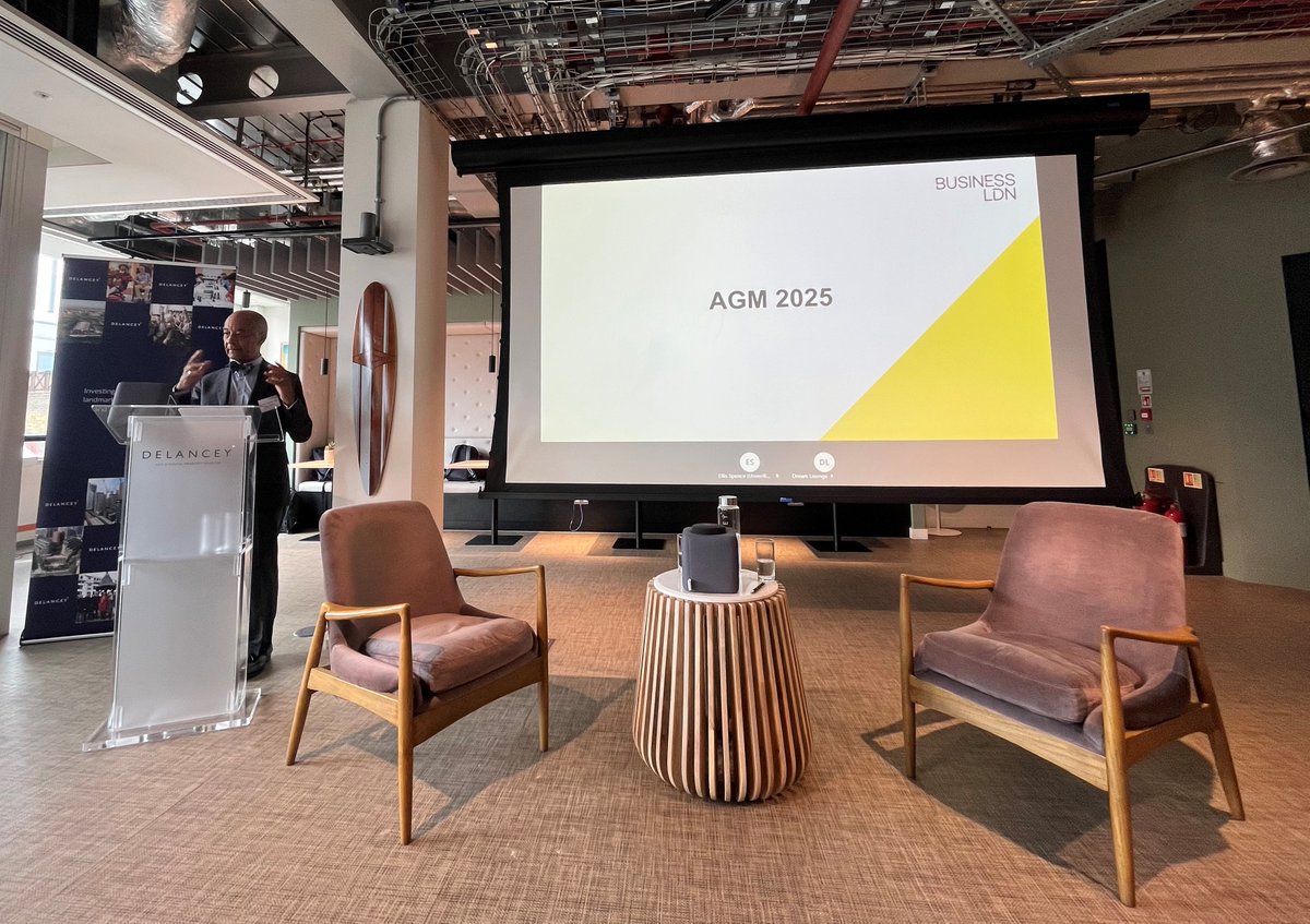 _BusinessLDN's tweet image. This morning we welcomed @thetimes' London Editor @silvesterldn for a discussion about what the first year of the Labour Government has meant for the capital alongside our host Daniel Berger, Chief Investment Officer at Delancey.
Our Chief Executive John Dickie and Andy talked…