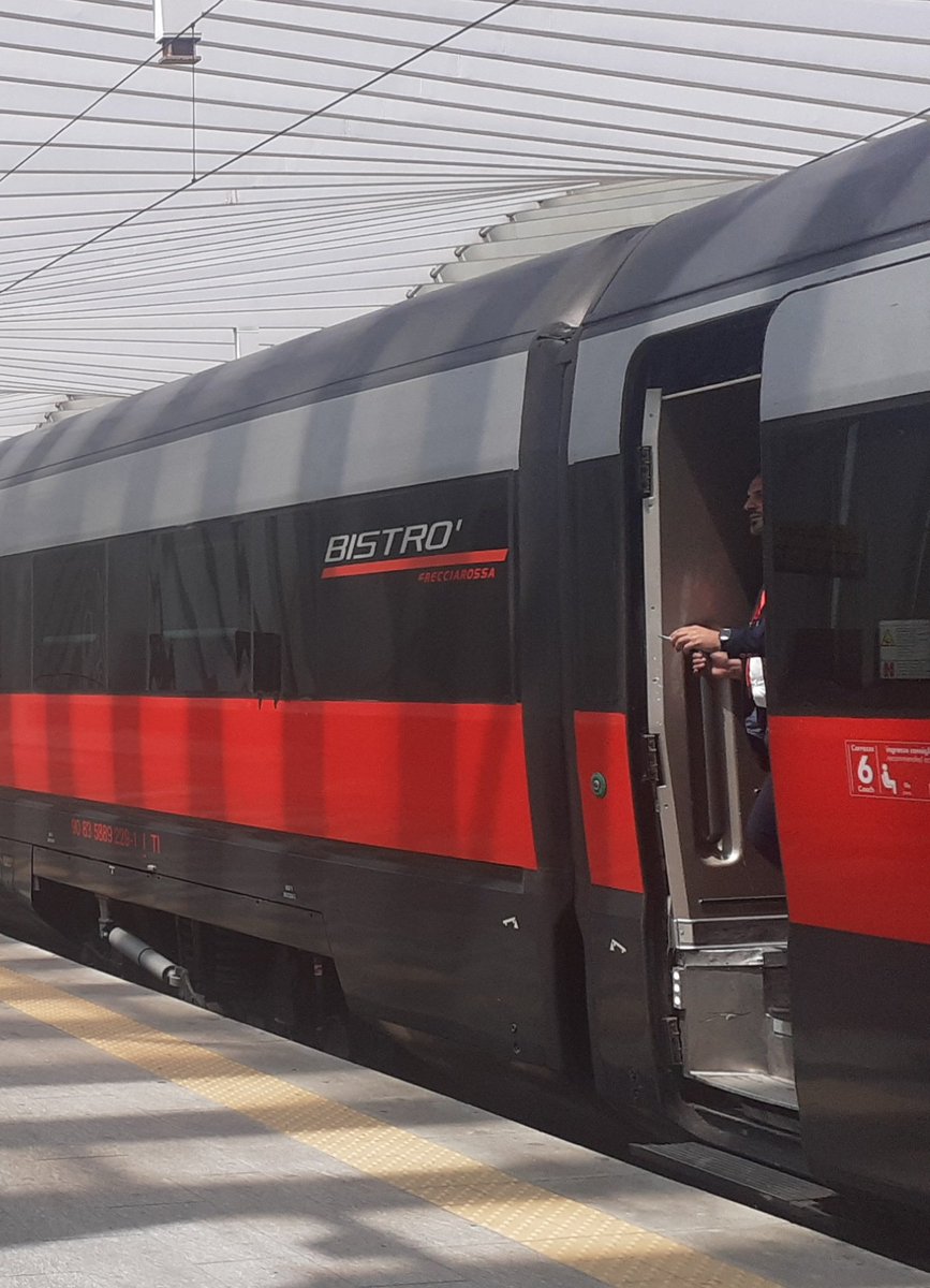 EroEgoZero's tweet image. Afternoon🌞🚂☕