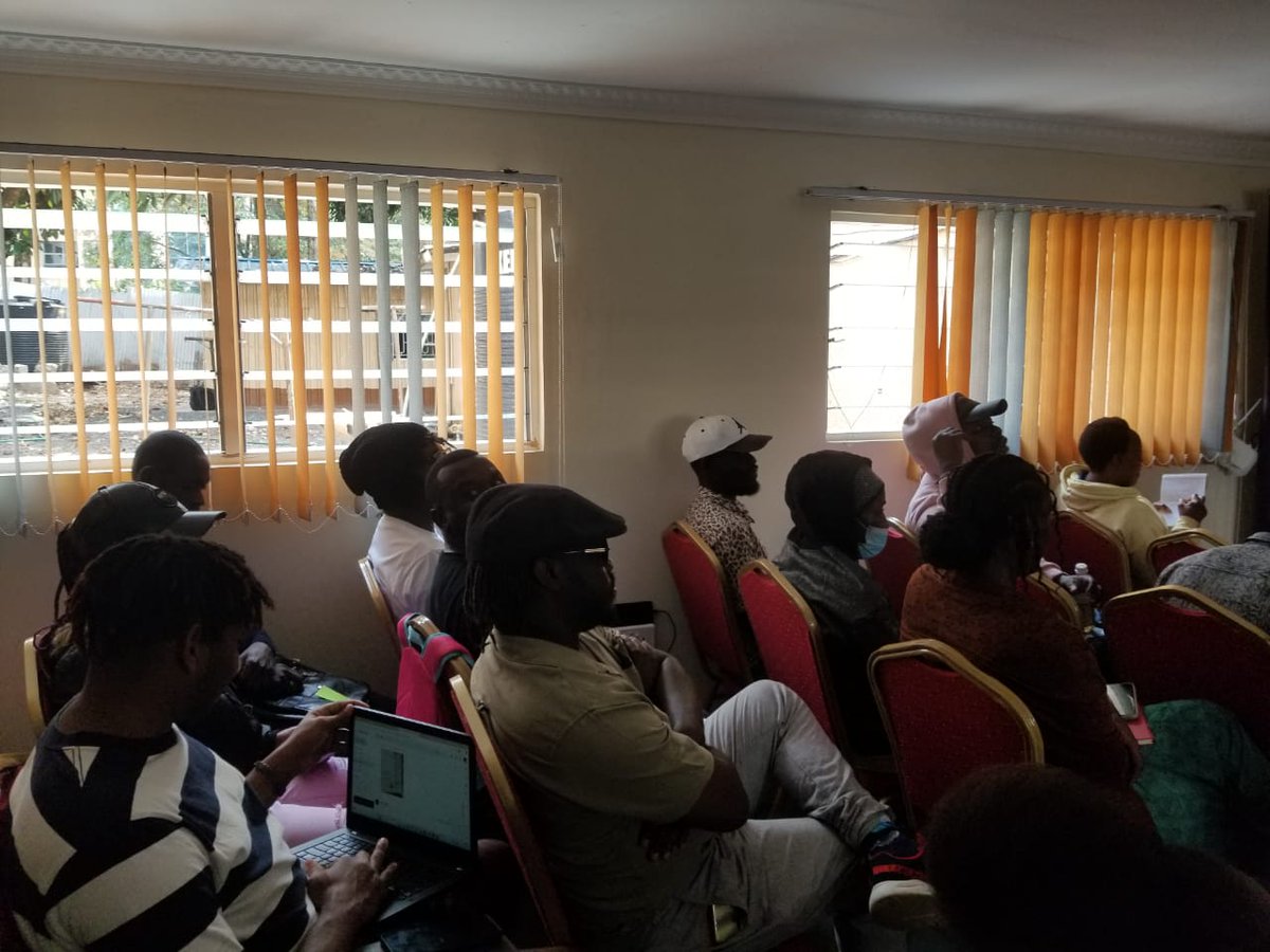 PstveIniKe1999's tweet photo. Member of the positive initiative Kenya were honoured to join 4 days business management training by@HIASkenya. We great ful for skills shared on entrepreneurship #community empowement #PIK,#HAISkenya https://t.co/SZgopsghZ7