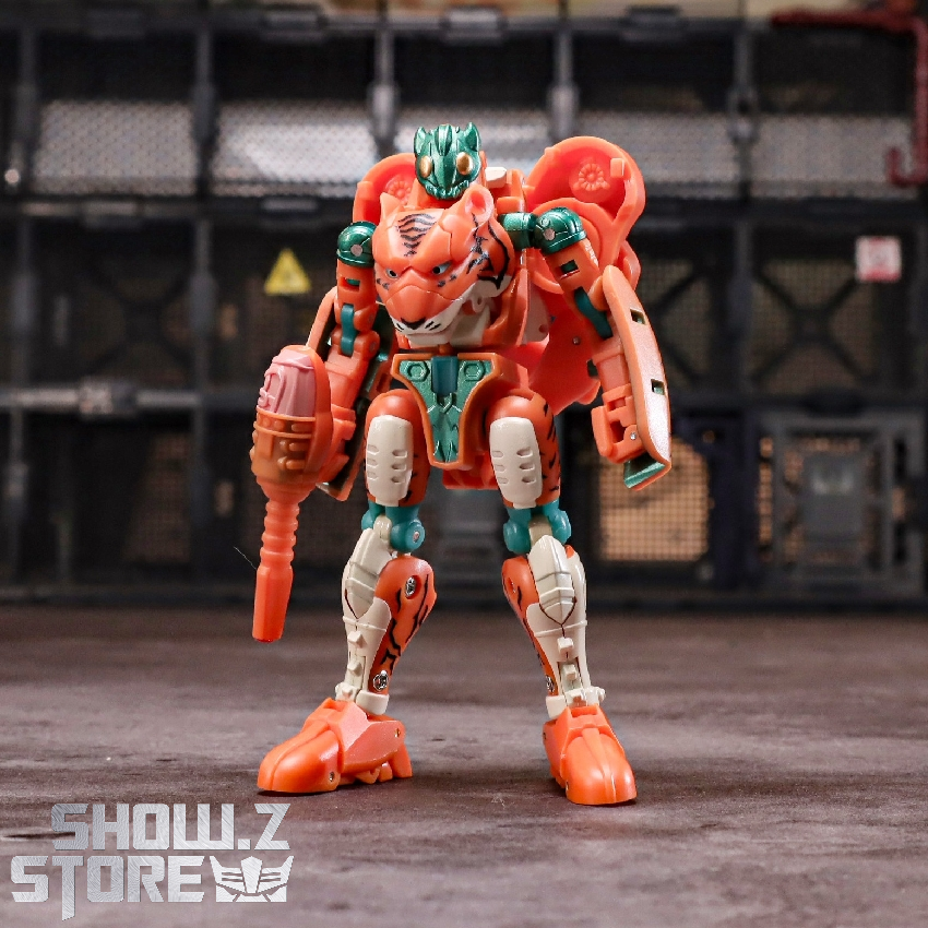 ShowZStore's tweet photo. [Pre-Order] Robot Toys RT-04Y Hu Pioneer
https://t.co/pWjbRVx7mp

＃TFs ＃Transformers ＃G1 ＃RobotToys ＃RT04Y ＃BW 
＃actionfigure ＃transformer https://t.co/oIG7cXkubH
