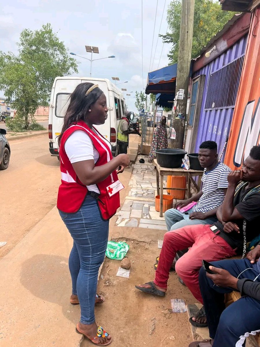 ghanaredcross's tweet photo. The tireless volunteers of GRCS are empowering our communities by spreading vital education on Mpox prevention and awareness. 
  #MpoxInfo 
#MpoxAwareness  #MpoxPrevention 
@IFRC_DREF @ICRC_Africa @ICRC @IFRCAfrica @ifrc https://t.co/hyAAyI79aS