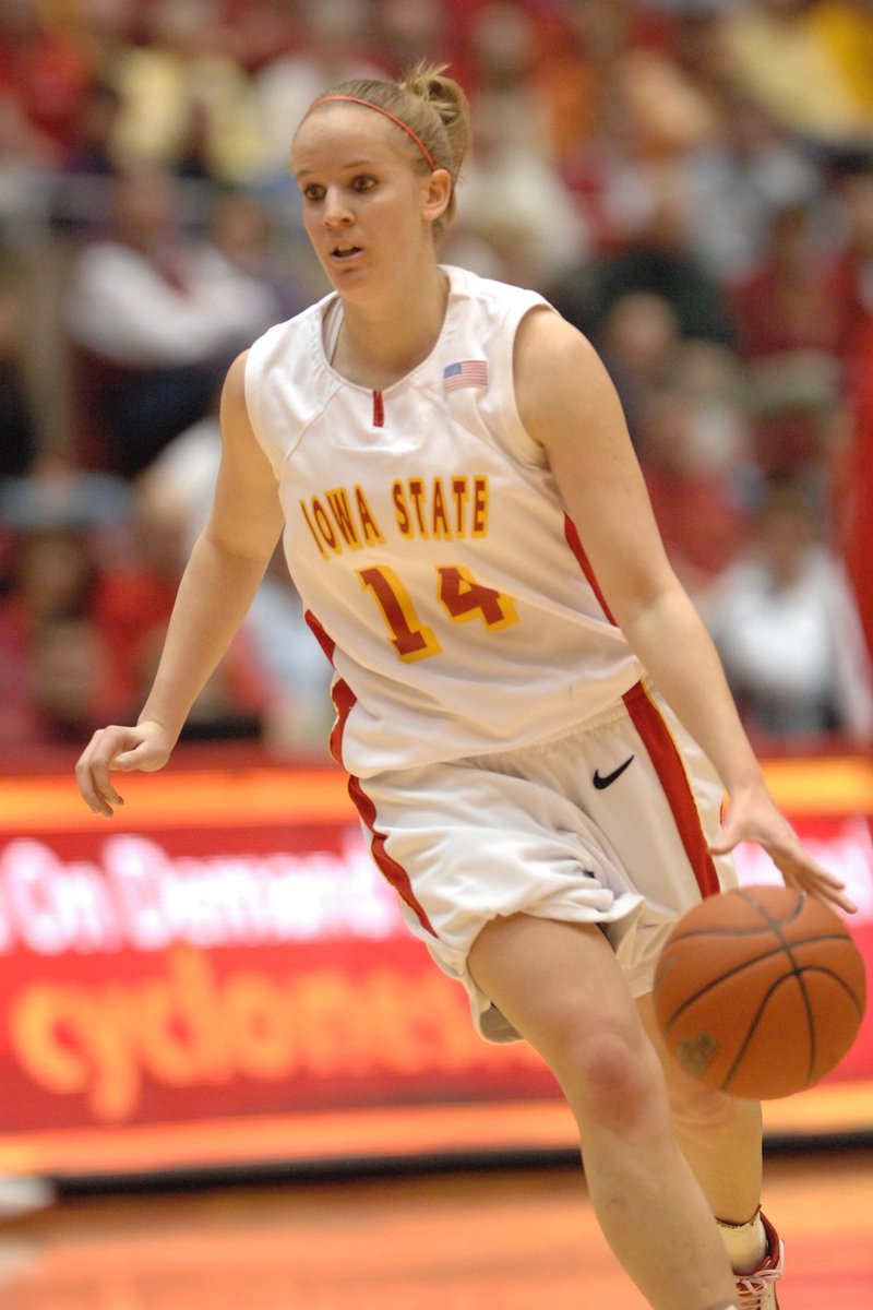 CycloneWBB's tweet image. Happy birthday, @LyndseyFennelly! 🥳