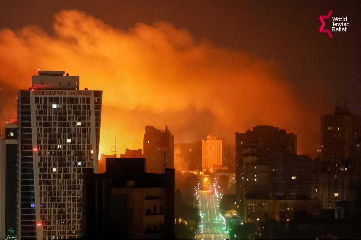 What's it like to live in a community under fire?

Last week, 400 drones and 18 missiles struck Ukraine in a single night.

In Kyiv, our partner Julia Goldenberg, Director of 2U, is helping people rebuild their homes during war. Read her reflections: ow.ly/QMxr50Wrf92