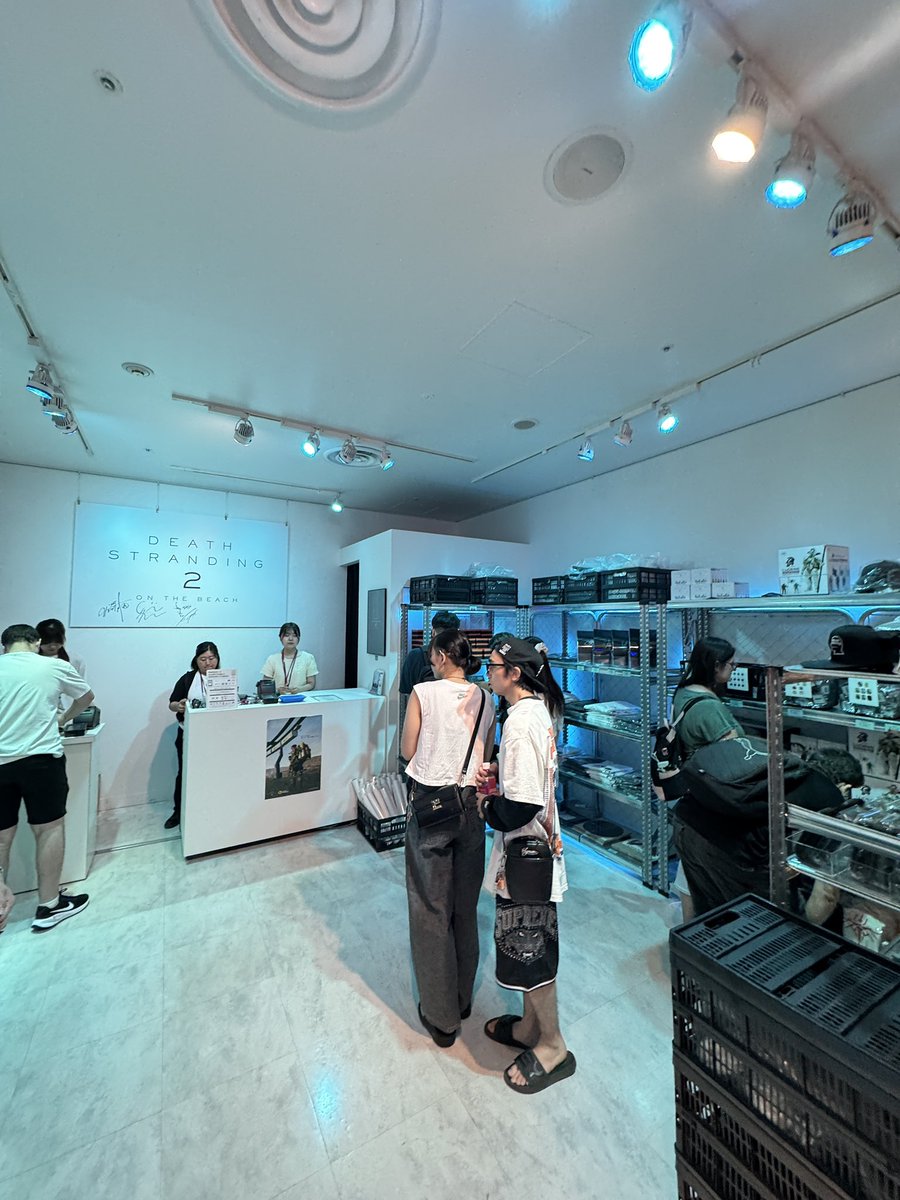 Found Sam at #DeathStranding2 pop-up store in Tokyo <a href="/HIDEO_KOJIMA_EN/">HIDEO_KOJIMA</a> <a href="/KojiPro2015/">KOJIMA PRODUCTIONS</a> 👶🏼