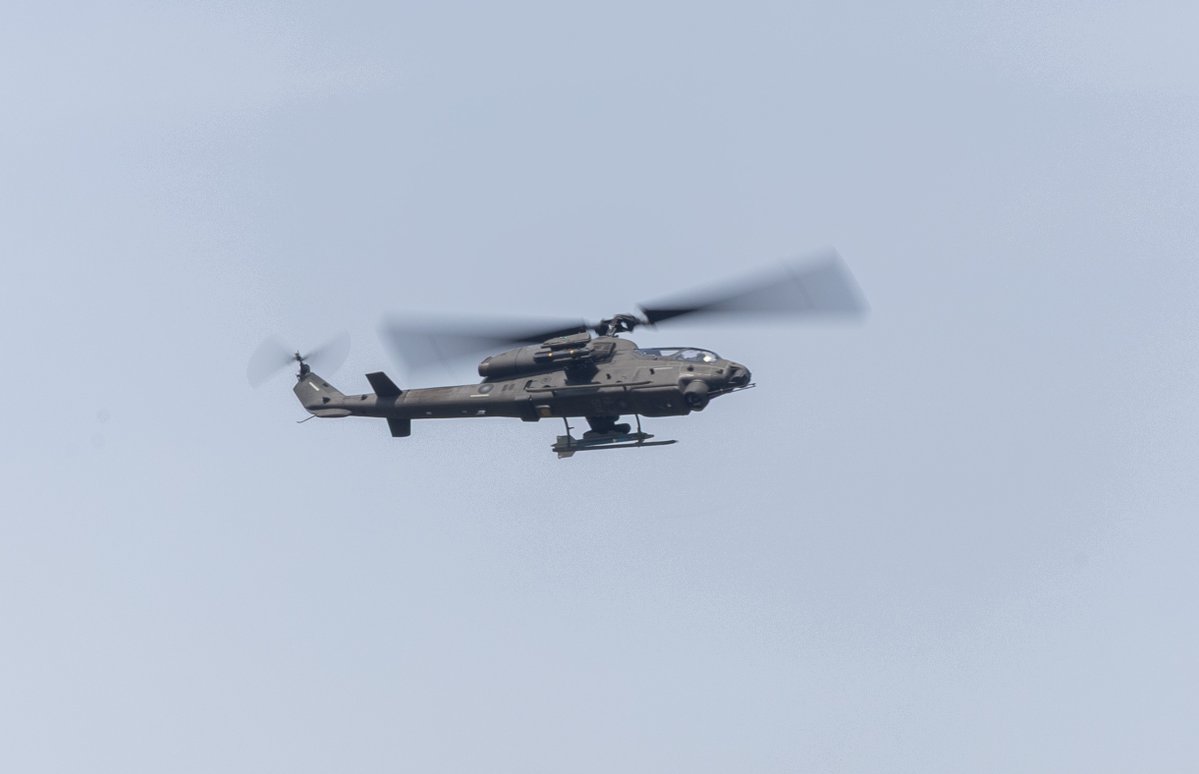 mna_roc's tweet image. #第五作戰區 航空部隊日前實施UH-60M黑鷹直升機 #空中運補 作業,演練戰時以迅速補給方式,縮短彈藥支援時程,確保地面部隊持久作戰能力。
#HanKuangExercise #UH60M #Army #Military #ProtectOurCountry #ROC #Taiwan🇹🇼