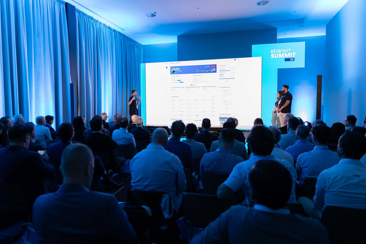 e_bank_it's tweet image. The #ebankITSummit may be over, but you can now watch the full ebankIT Product Roadmap session and get a front-row seat to what’s coming next. Watch now and see how we’re working to eradicate &quot;bad&quot; #digitalbanking experiences for good: hubs.ly/Q03xC30_0 #fintech #ebankIT