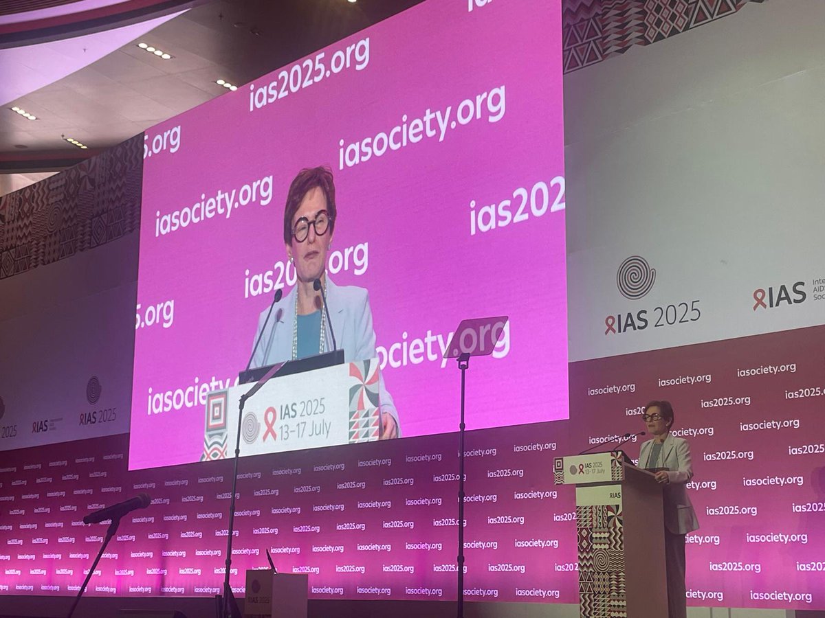 “Over these past five days, we have shared, listened, questioned, challenged. That’s how the free pursuit of knowledge works and must continue: No politics, no interference, no censorship.” - #IAS2025 International Chair @Bgrinsztejn 🇧🇷 #IAS2025