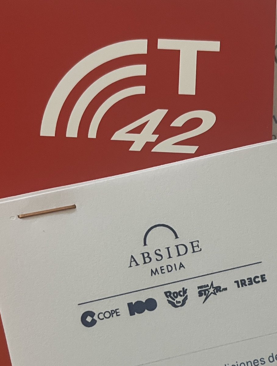 Y ya van 12 años de la mano juntos.
Solo podemos daros las gracias <a href="/CopeZaragoza/">Cope Zaragoza</a> 
#yloquenosquedaporvivir