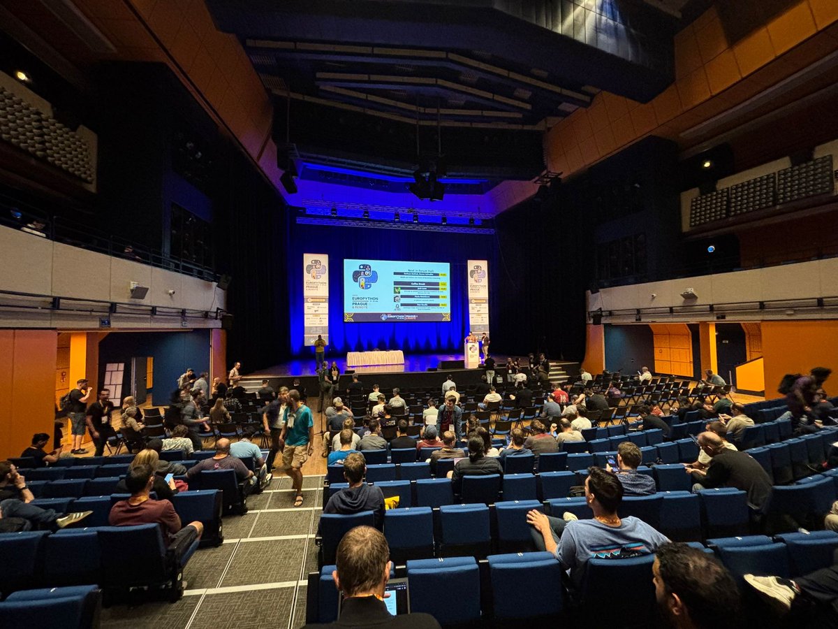 GRESEARCHjobs's tweet image. #EuroPython #Prague #Python #Programming #OpenSource #Conference #GResearch