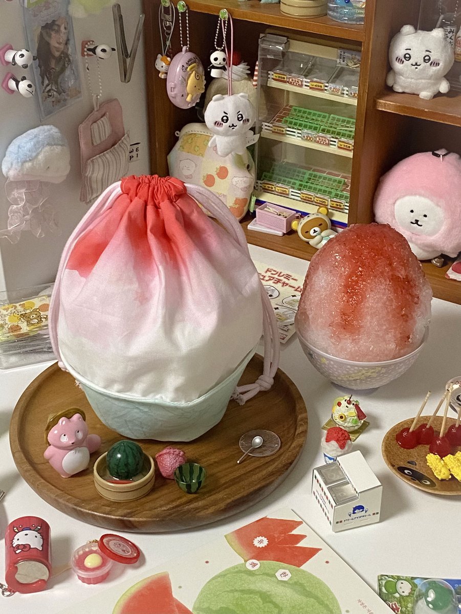 이보다 더 빙수 일수 없다..
이것은 빙수 인가
             파우치인가