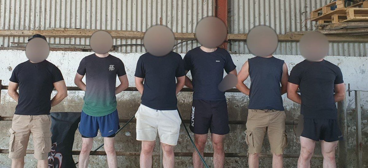 ClannEireannIE's tweet image. Members of An Sciath Náisiúnta were active in Connacht last weekend, strengthening the new movement through combat training, team building and brotherly bonding.