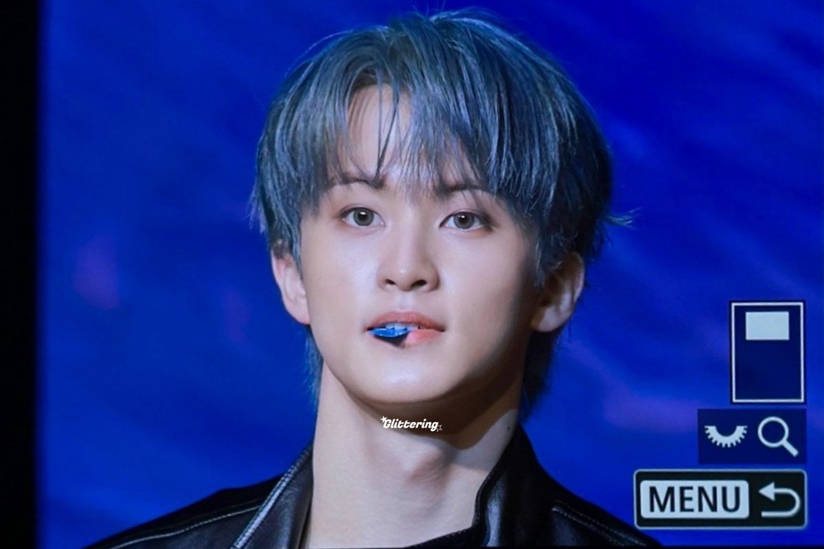 𝙂𝙡𝙞𝙩𝙩𝙚𝙧𝙞𝙣𝙜 tweet media