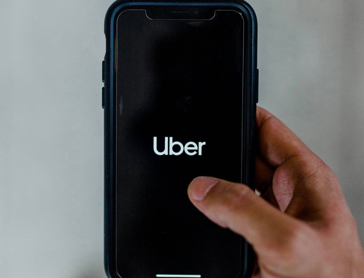 ZagDaily's tweet image. .@Baidu_Inc and @Uber partner to deploy autonomous vehicles globally, signalling rare cross-border cooperation amid rising tech tensions.
#ZagConnected
Read more: zagdaily.com/trends/baidu-a…