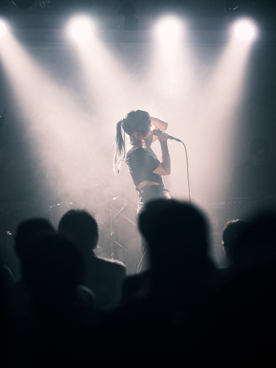 ライブ写真！続々アップされてきました〜
その中からお気に入りをいくつか📸

Instagramにも別の写真をアップしていきますね◎

Photo:きるけ。
照明:おのちゃん
衣装:コダンさん

素敵！ありがとう！