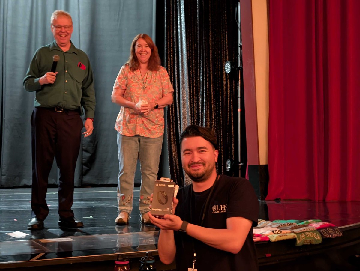 BrightArrowTech's tweet image. 🎉 Congrats to our PSUG National West Booth Drawing Winners! 🎉
A big BrightArrow shoutout to Amy Kirkwood from Campbell County School District and Jorge Gonzalez from Loyola High School—our lucky giveaway winners from the 2025 PSUG National West Event in Las Vegas!