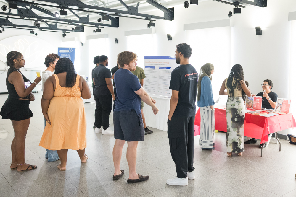 BdaGovernment's tweet image. The Ministry of Youth, Social Development and Seniors, through the Office of Youth Affairs, recently hosted the 2nd Annual National 18+ Youth Conference—a week of events focused on mental health and antisocial behaviour.
The conference wrapped with a brunch featuring panel…