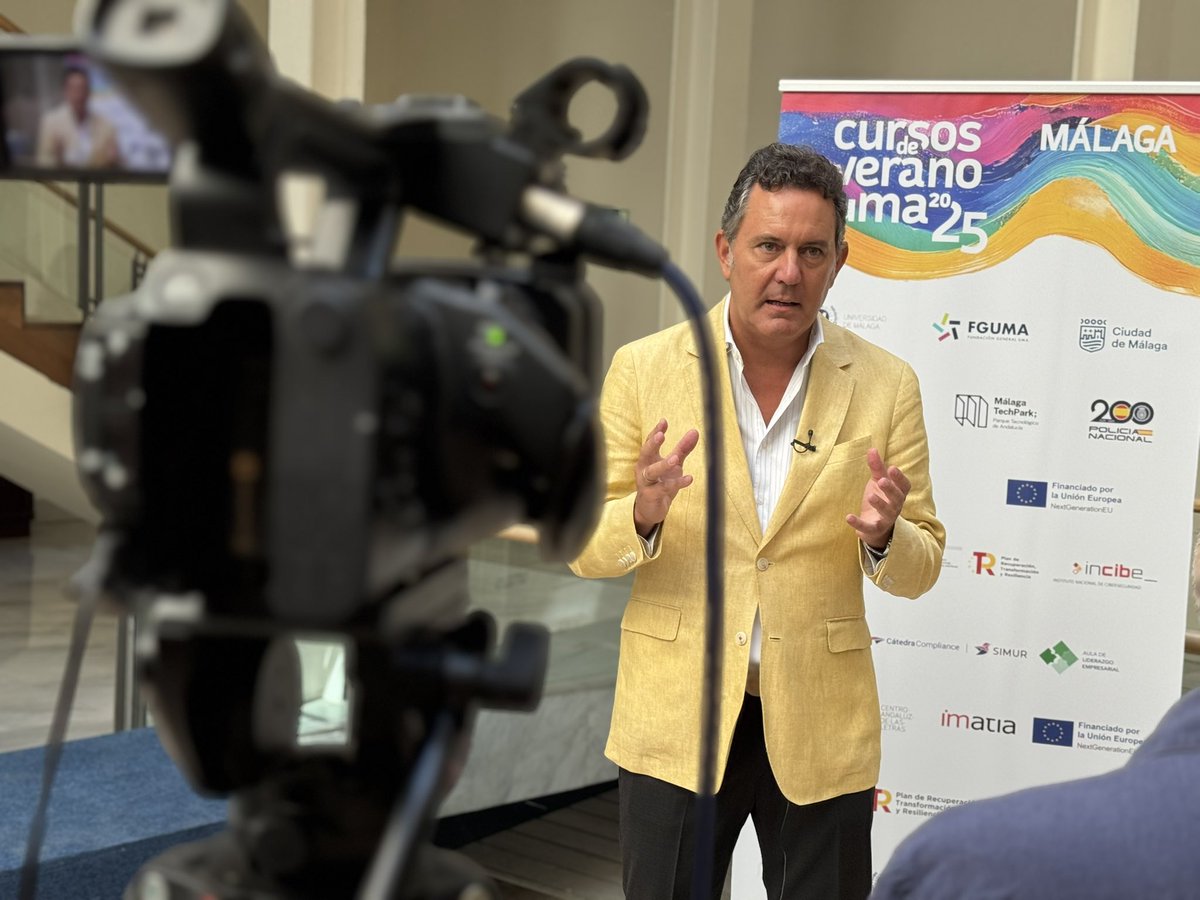 VivirenCasaUMA (@vivirencasauma) on Twitter photo Entrevista del viceconsejero de <a href="/IgualdadAND/">Inclusión Social, Juventud, Familias e Igualdad</a>, José Repiso. En nuestro curso de verano “innovación tecnológica en la atención domiciliaria”.
youtu.be/YuNYCqHfugM Entrevista del viceconsejero de <a href="/IgualdadAND/">Inclusión Social, Juventud, Familias e Igualdad</a>, José Repiso. En nuestro curso de verano “innovación tecnológica en la atención domiciliaria”.
youtu.be/YuNYCqHfugM