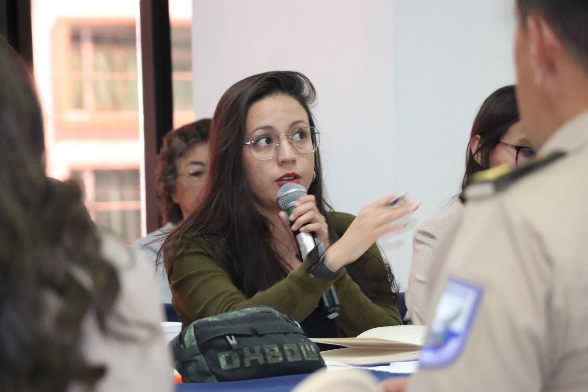 🤝 #MesadeTrabajoInterinstitucional |Desde el Consejo de Comunicación reafirmamos nuestro compromiso con una comunicación segura, libre y basada en derechos. 

➡️ Desliza para ver más.