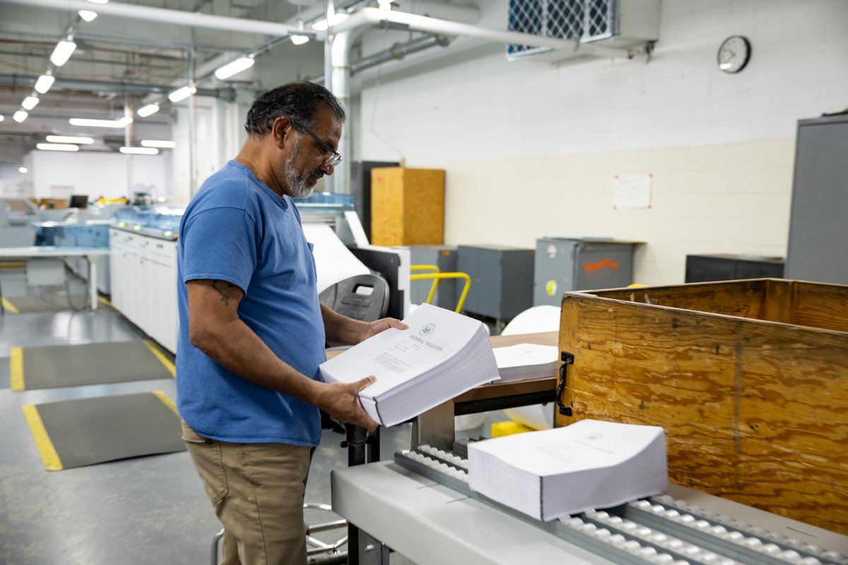 USGPO's tweet image. This week GPO produced a large Federal Register with more than 3,000 documents in it. You can see it on GPO’s GovInfo. govinfo.gov/content/pkg/FR…
Thanks to all the teammates who contributed!
@USNatArchives @FedRegister