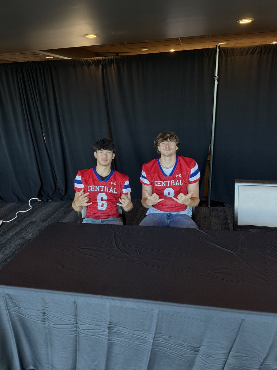 Montgomery Central Football (@montcentralfb) on Twitter photo Seniors Brayden Sonthavilaylack and Caden McLean represented CENTRAL at the <a href="/Titans/">Tennessee Titans</a> HS Football Media Day.
Thanks for having us!
<a href="/Jacob_Shames/">Jacob Shames</a>
<a href="/LeafChronicle/">The Leaf-Chronicle</a>
<a href="/calvinwhite55/">Calvin White</a>
#1TribeStandard Seniors Brayden Sonthavilaylack and Caden McLean represented CENTRAL at the <a href="/Titans/">Tennessee Titans</a> HS Football Media Day.
Thanks for having us!
<a href="/Jacob_Shames/">Jacob Shames</a>
<a href="/LeafChronicle/">The Leaf-Chronicle</a>
<a href="/calvinwhite55/">Calvin White</a>
#1TribeStandard