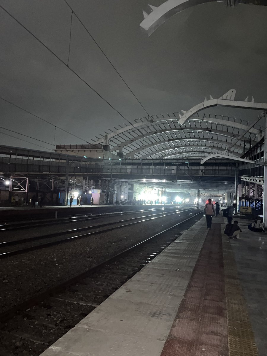 Ghandinagar railway station Jaipur 
#jaipur #railway #station