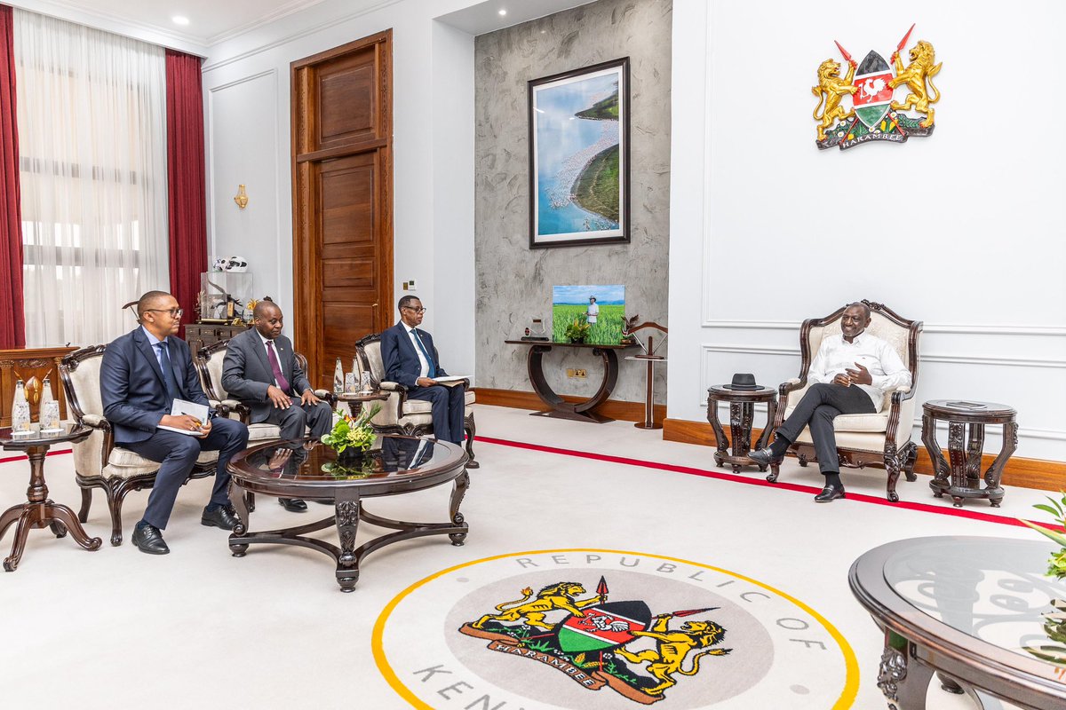 Received  General James Kabarebe, Rwandan President Paul Kagame's Special Envoy and Minister of State for Regional Integration in the Ministry of Foreign Affairs, State House Nairobi. We held a productive meeting reaffirming the strong and growing ties between our two nations.