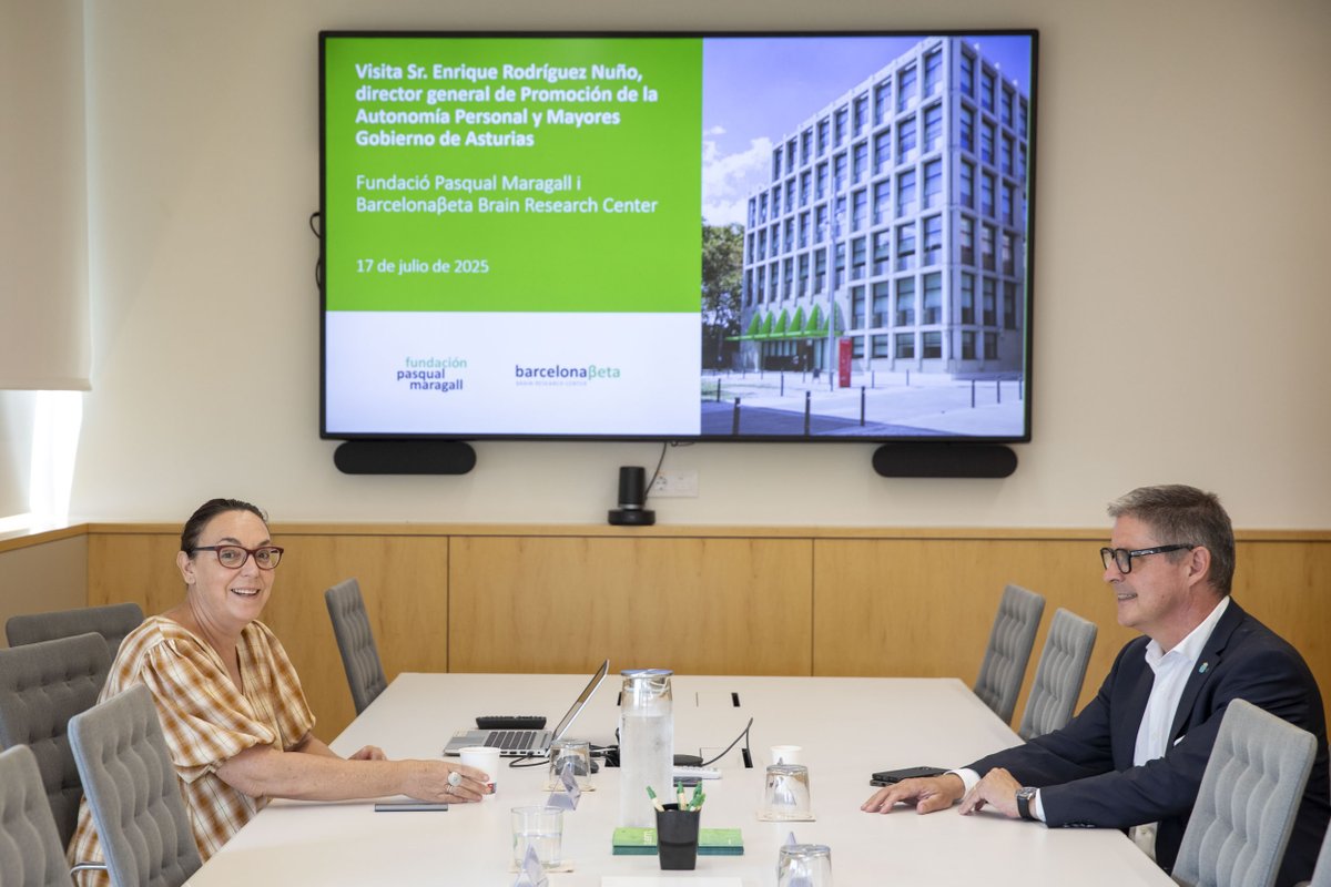 fpmaragall's tweet image. Ha sido un placer recibir hoy al Sr. Enrique Rodríguez Nuño, director general de Promoción de la Autonomía Personal y Mayores de @socialasturias_, en la sede de la Fundación y el @BarcelonaBeta, para conocer de cerca nuestra labor científica y social por un futuro sin Alzheimer.