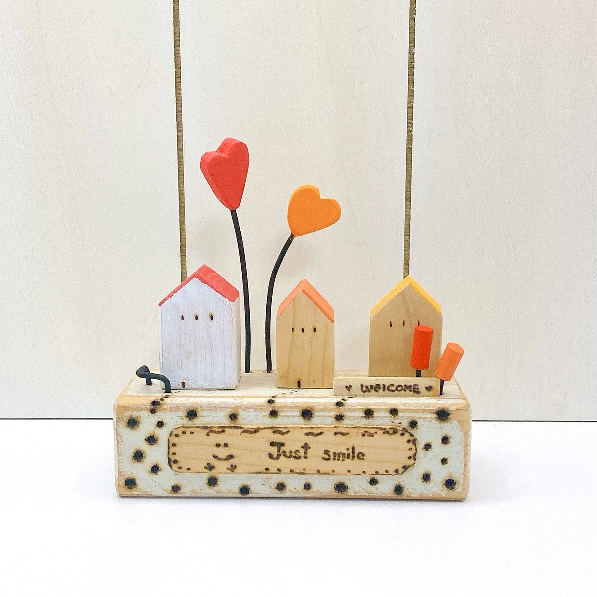 basilthym_NFT's tweet image. おはバジ🥰🍉

最近遅い時間まで仕事なので毎日があっという間に過ぎてしまいます💦
今日は来月退院する孫のカーシート選び🚗
もちろんランチも😋🍝

では、良い一日を✨

今日も可愛くディスプレイ🩷🩵
#瀬戸内ハンドメイドマルシェ2025