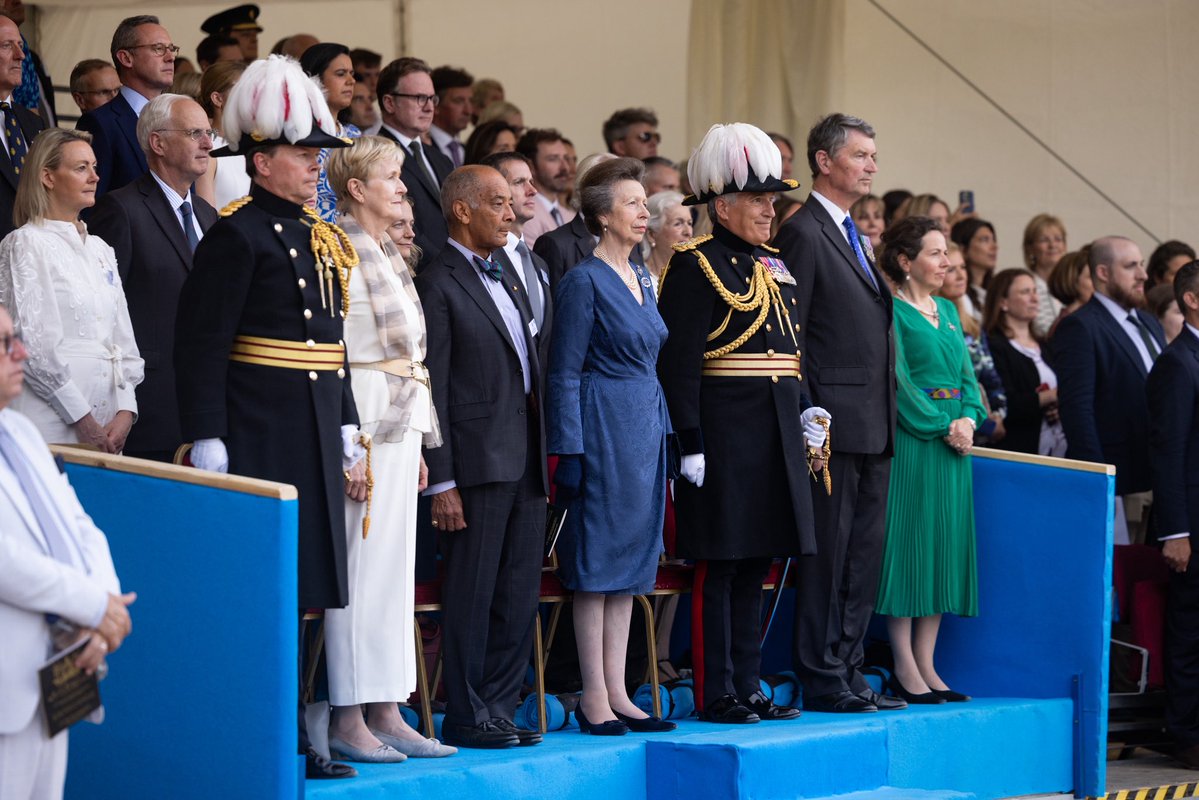 RoyalFamily's tweet image. 🎶 Celebrating the incredible musical talent of @BritishArmy!
Last night on Horse Guards Parade, The Princess Royal attended the Military Musical Spectacular, ‘Heroes’!