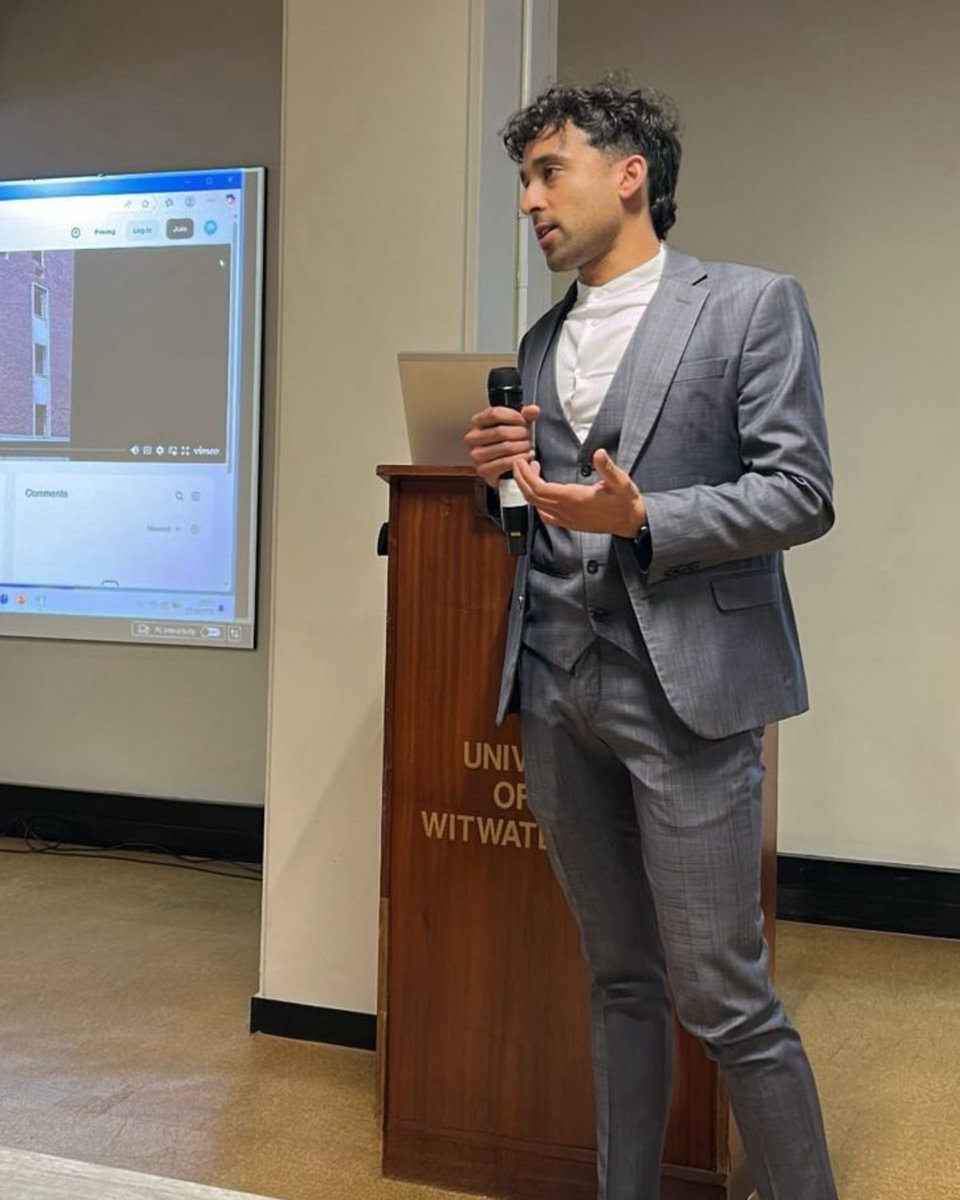 LRCSouthAfrica's tweet image. We were at Wits University today for a workshop with the Wits Law Students Council, exploring how constitutionalism can be used to hold the state accountable. A powerful session for future public interest lawyers. #JusticeInAction #StateCaptureAndBeyond #LRC