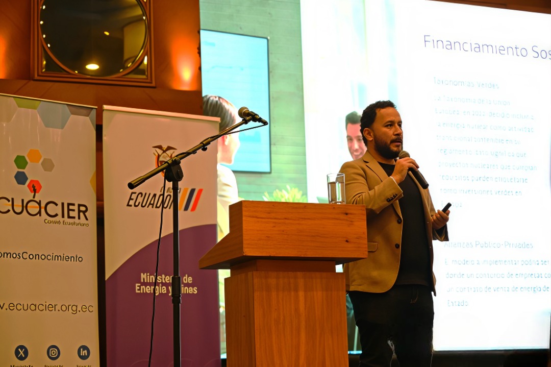 ✅En este espacio, el docente investigador de la <a href="/USFQ_Ecuador/">Universidad San Francisco de Quito</a>, Fernando Vela, presentó un análisis técnico sobre el aporte de la energía nuclear y las energías renovables en la reducción de emisiones de CO₂ y el cumplimiento de acuerdos internacionales.

#ElNuevoEcuador