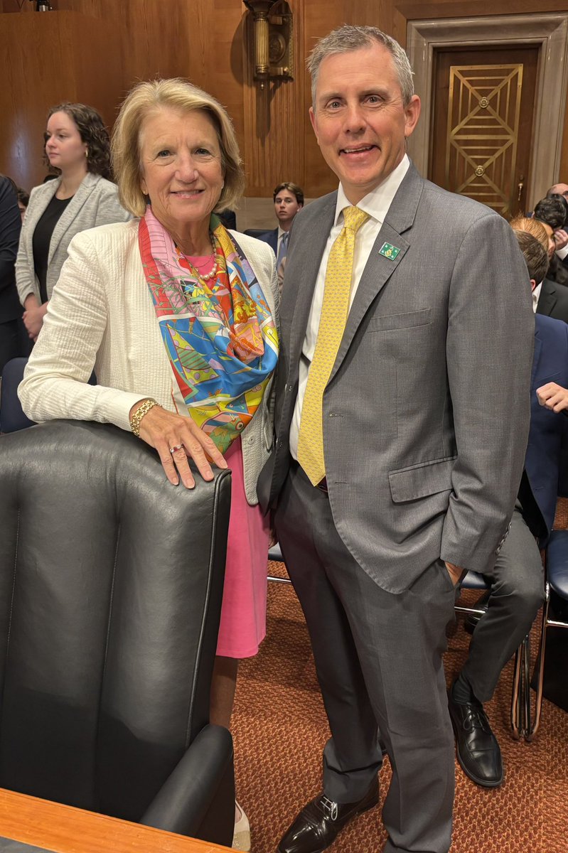 EPWGOP's tweet image. Thank you to North Dakota’s @GovArmstrong for coming to Washington and sharing his priories for the Surface Transportation Reauthorization Bill with Chairman @SenCapito and the EPW Committee 🛣️