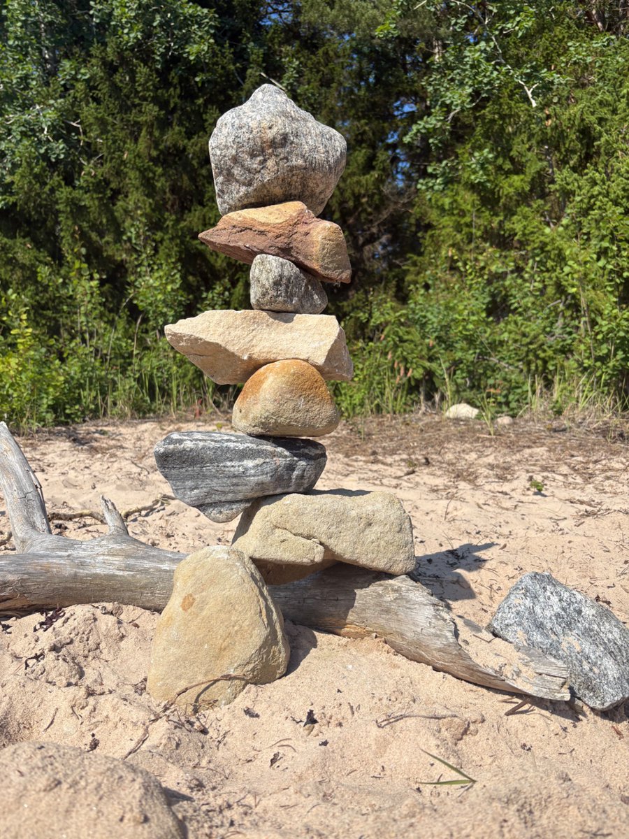 Jakob_Wahlberg's tweet image. After developing @GoMechaBall I developed an uncanny intuition for physics and balance after trying to persuade rigidbodies to obey my commands.