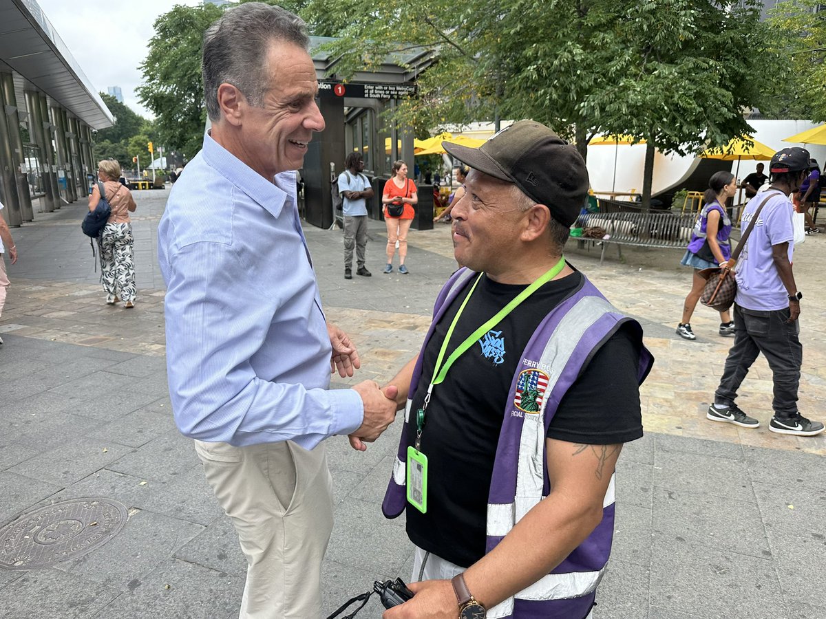 andrewcuomo's tweet image. Great morning talking to voters at the South Ferry ⛴️ Terminal