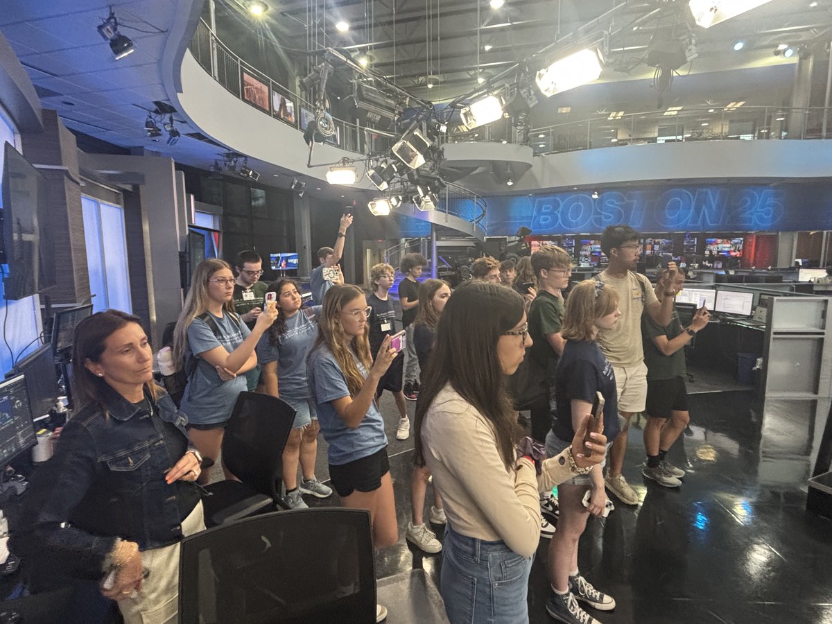 bhobservatory's tweet image. Thanks to Shiri Spear Boston 25 and everyone at Boston 25 News for hosting the LYMC program today.