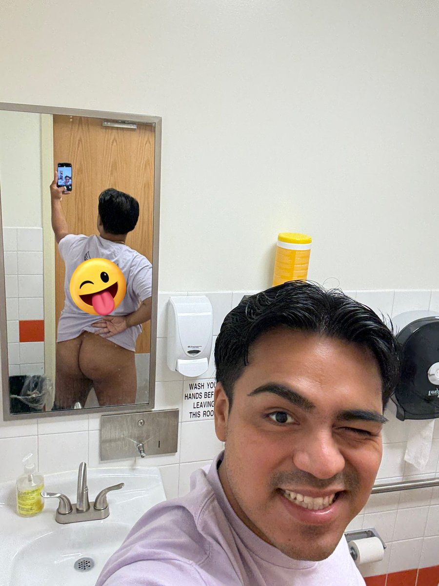 Happy Thursday cuties, who’s cock am i bouncing on today?