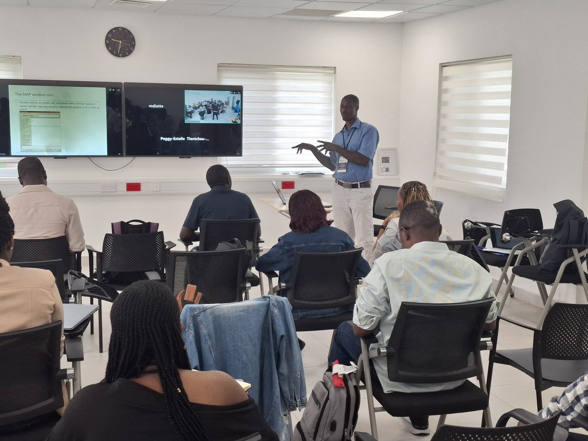 PANGenS2023's tweet image. 📸🤩Day 4:
Today’s session at #MRCG explored Biobank operations—from sample storage to retrieval. Mr. Demba Sanneh & Mathurin Diatta demonstrated tracking tools like Item Tracker & BERSA, and shared protocols for safe, compliant sample shipping. #Biobanking #DataManagement
