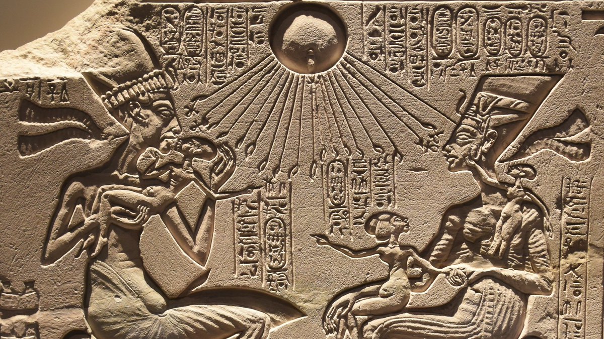 TheEES's tweet image. Happy #WorldEmojiDay! If you could make a new emoji of any Egyptian wonder, what would it be? 🦁☀️🕌
Remember that EES members can still vote for our top 5️⃣ wonders of #Egypt until 31 July 🤩
VOTE NOW 🗳️ ees.ac.uk/member-homepag…