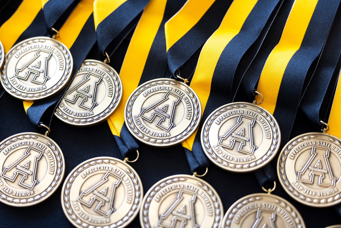 AppAlumni's tweet image. Last weekend, we welcomed the @appstate Class of 1975 back to campus for their Black &amp;amp; Gold 50th Reunion. Here’s to 50 years of pride, connection, and Mountaineer spirit. 🖤💛