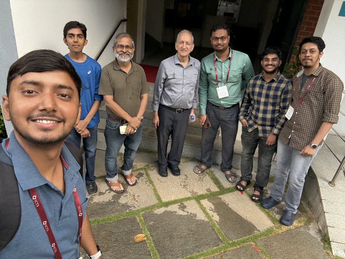 Jain_Physics's tweet image. Making Quantum Connections at @ictstifr and Burma Burma with Ashoke Sen, Sumathi Rao, Deepak Dhar, Spenta Wadia, Rajesh Gopakumar, @kvijayraghavan, Gautam Mandal, Subhro Bhattacharjee, Abhishek Dhar, Sthitadhi Roy, and many other colleagues and students!