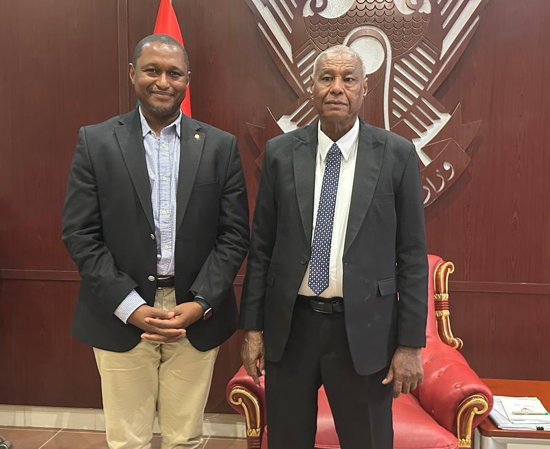 mamadou_dbalde's tweet image. Fruitful meeting in #Khartoum with Minister of Interior Babiker Samra. We discussed many challenges affecting refugees, IDPs & people starting to return to #Sudan. Reaffirmation of protection. Urgent support needed to restore services & facilitate durable solutions.
#Peace