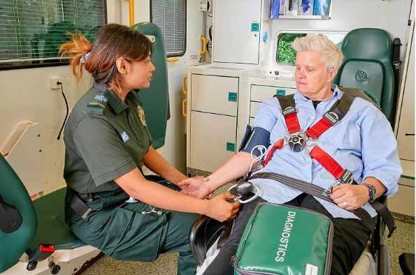 📰 This Week’s CPD Update is live!
✅ HEI Module Waiting List
🌿 Palliative Care Course
🔧 QI Workshops

Don’t miss out—check your inbox or subscribe now 👉 - mailchi.mp/395c27c433d5/j…

#SWASTCPD #paramedic #NQP #ECA #ambulance #CPD #SWAST #development #clinical