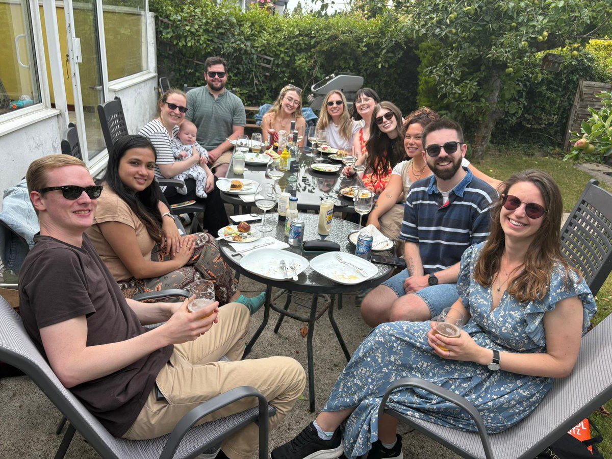 conwayer1's tweet image. Great to enjoy the last of the Irish summer with a lab BBQ to celebrate paper acceptance 🎉 and individual grant/ travel/ poster prizes over the last few months! ☀️ 🍖 🍻
@aisling1751