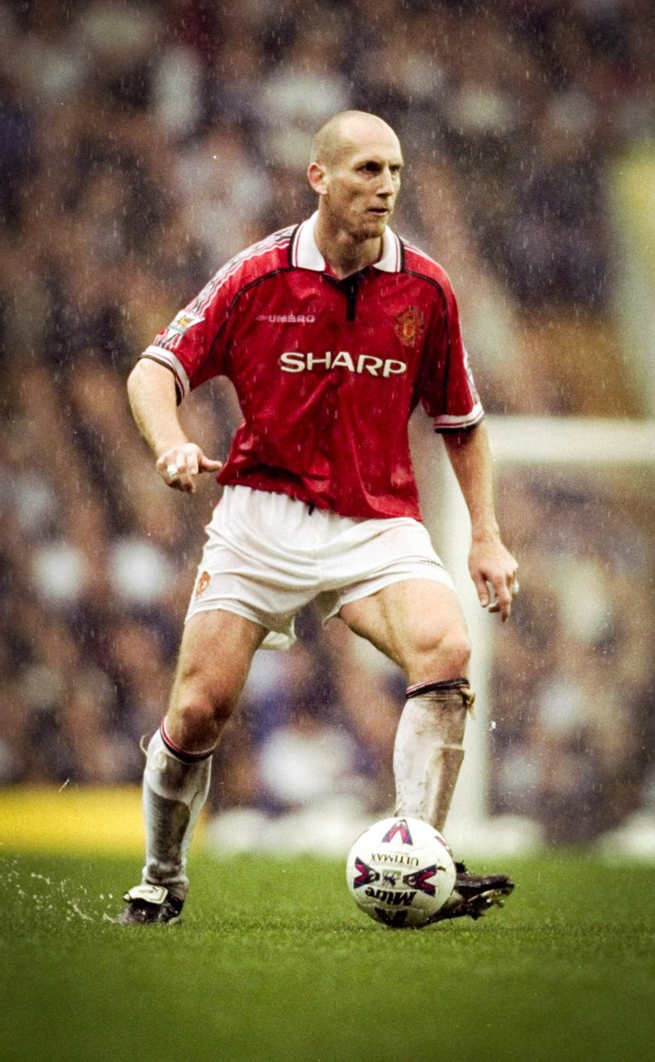 맨유 2025/26 어웨이 킷