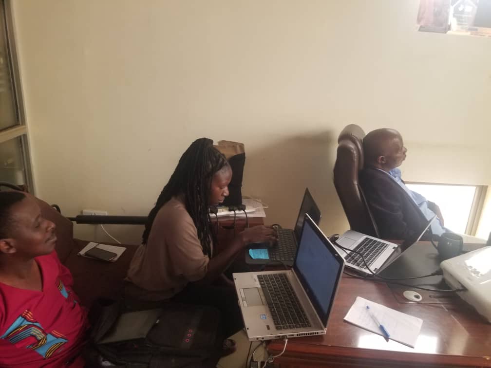 JusticessP's tweet image. Today our @JusticessP team had a productive session designing impactful posters on civic liberties to raise public awareness ahead of the 2026 general elections!
#TheSecondAnnualConventiononPolicinginUG
